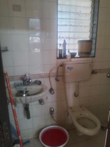 Bathroom Image of 598 Sq.ft 1 BHK Apartment / Flat for sale in Dahisar West Mumbai for Rs. 11000000