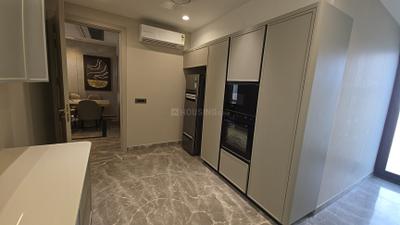 Kitchen Image of 3200 Sq.ft 4 BHK Builder Floor for sale in Greenwood City Floors, Sector 45 Gurgaon for Rs. 55000000