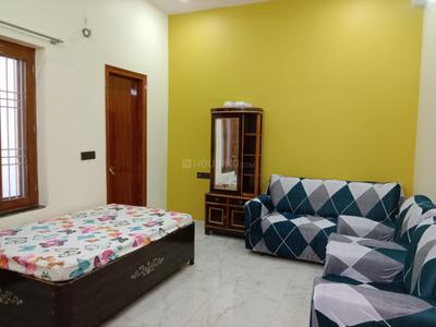 Bedroom Image of 1355 Sq.ft 3 BHK Apartment / Flat for rent in Ratan Royal, Gomti Nagar Lucknow for Rs. 30000