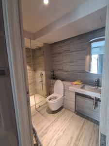 Bathroom Image of 800 Sq.ft 2 BHK Apartment / Flat for rent in Rustomjee Paramount, Santacruz West Mumbai for Rs. 200000