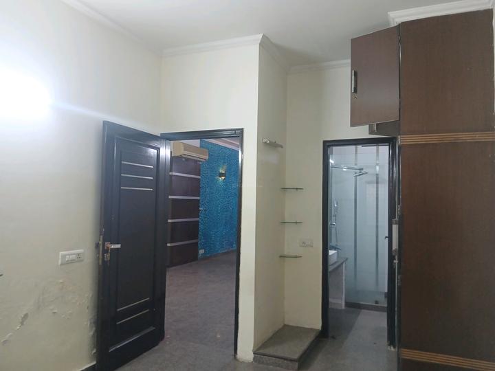 Naraina Vihar, Naraina Bedroom One 1