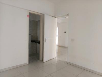 Bedroom Image of 650 Sq.ft 1 BHK Apartment / Flat for sale in Amanora Gold Towers, Hadapsar Pune for Rs. 7800000