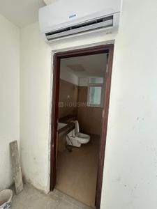 Bathroom Image of 1898 Sq.ft 3 BHK Apartment / Flat for sale in Sector 104 Gurgaon for Rs. 36500000