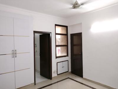Bedroom Image of 2000 Sq.ft 3 BHK Apartment / Flat for sale in CGHS Kailash Apartments, Sector 4 Dwarka New Delhi for Rs. 28500000