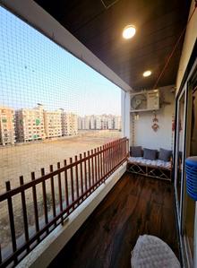 Balcony Image of 2500 Sq.ft 4 BHK Apartment / Flat for rent in Fatehgunj Vadodara for Rs. 25000