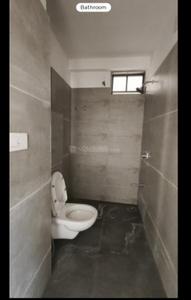 Bathroom Image of 1000 Sq.ft 3 BHK Apartment / Flat for rent in Sumeru One, Paldi Ahmedabad for Rs. 29000