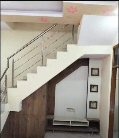 Individual Villa Hall 1