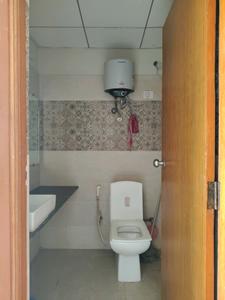Bedroom Image of 435 Sq.ft 1 RK Apartment / Flat for rent in Paramount Pine And Oak Studio, Surajpur Greater Noida for Rs. 15000