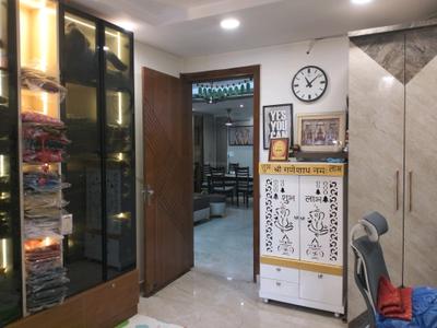 Bedroom Image of 1700 Sq.ft 3 BHK Builder Floor for sale in Shahdara New Delhi for Rs. 14800000
