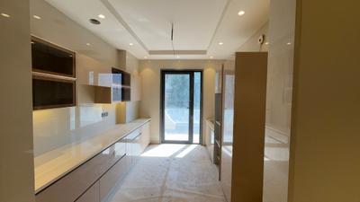 Kitchen Image of 1800 Sq.ft 3 BHK Builder Floor for sale in Paschim Vihar New Delhi for Rs. 38500000