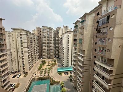 Image of 1052 Sq.ft 2 BHK Apartment / Flat for rent in Supertech Ecociti, Sector 137, Noida for Rs. 35000