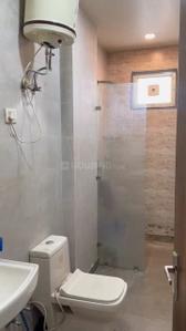 Bathroom Image of 540 Sq.ft 1 BHK Builder Floor for rent in Rajouri Garden New Delhi for Rs. 25000