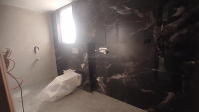 Bathroom Image of 2700 Sq.ft 4 BHK Builder Floor for sale in Safdarjung Enclave New Delhi for Rs. 85000000