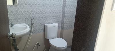 Bathroom Image of 1350 Sq.ft 3 BHK Apartment / Flat for rent in ACME Ozone, Thane West Thane for Rs. 50000