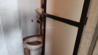 Bathroom Image of 600 Sq.ft 1 RK Apartment / Flat for sale in China Link Apartment, Malad West Mumbai for Rs. 7000000