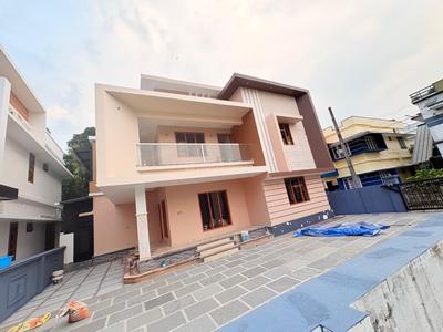 Image of 2200 Sq.ft 4 BHK Independent House for sale in Aluva, Kochi for Rs. 9000000