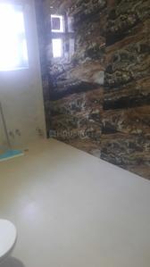 Bathroom Image of 1800 Sq.ft 3 BHK Independent House for sale in Paschim Vihar New Delhi for Rs. 31500000