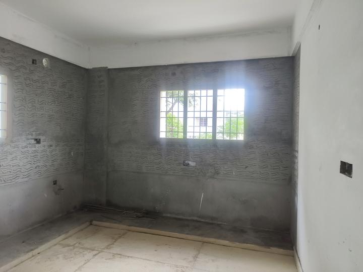 Srinivasam Main Image 1