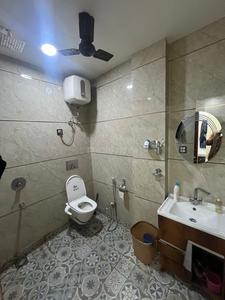 Bathroom Image of 720 Sq.ft 2 BHK Builder Floor for sale in Shalimar Bagh New Delhi for Rs. 13500000