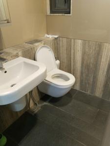 Bedroom One Image of 2150 Sq.ft 4 BHK Apartment / Flat for sale in Unique Aura, Santacruz West Mumbai for Rs. 117500000
