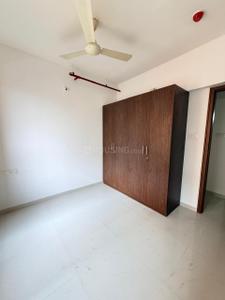 Bedroom Image of 1050 Sq.ft 2 BHK Apartment / Flat for rent in K Raheja Sterling, Kondhwa Pune for Rs. 32000