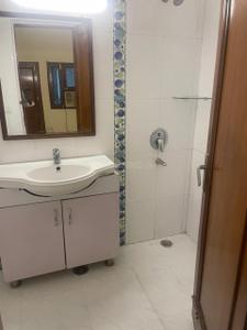 Image of 3060 Sq.ft 4 BHK Builder Floor for rent in Shalimar Apartments, Masjid Moth Village, New Delhi for Rs. 150000