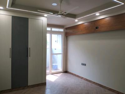 Bedroom Image of 1350 Sq.ft 4 BHK Builder Floor for sale in Mansarover Garden New Delhi for Rs. 45000000