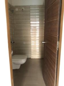 Bathroom Image of 1800 Sq.ft 3 BHK Apartment / Flat for rent in Navjeevan Blue Bells, Dattavadi Pune for Rs. 60000