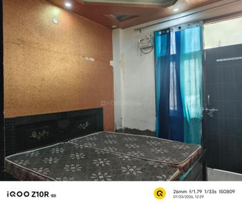 Bedroom Image of 400 Sq.ft 2 BHK Builder Floor for rent in Matiala New Delhi for Rs. 13000