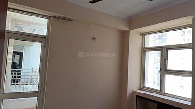 Bedroom Image of 1295 Sq.ft 2.5 BHK Apartment / Flat for sale in Supertech Ecociti, Sector 137 Noida for Rs. 13000000