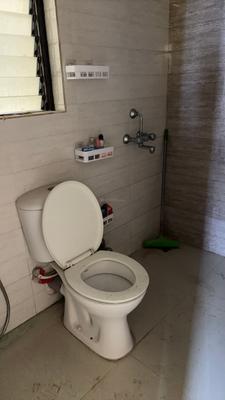 Bathroom Image of 730 Sq.ft 2 BHK Apartment / Flat for sale in Ambuja Utalika Effieciency And Comfort, Mukundapur Kolkata for Rs. 7000000