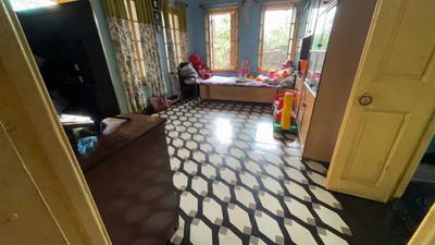 Living Room Image of 3000 Sq.ft 9 BHK Independent House for sale in Paikpara Kolkata for Rs. 18000000