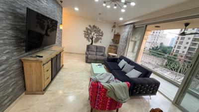 Living Room Image of 1700 Sq.ft 3.5 BHK Apartment / Flat for rent in Hiranandani Rodas Enclave Annora, Hiranandani Estate Thane for Rs. 135000