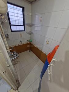 Bathroom Image of 600 Sq.ft 1 BHK Apartment / Flat for rent in Ambegaon Pathar Pune for Rs. 10500