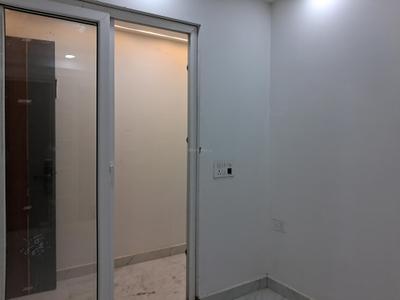 Bedroom Image of 1400 Sq.ft 3 BHK Apartment / Flat for sale in RN Metro Heights, Sector 72 Noida for Rs. 5510000