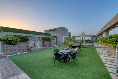 Image of 2965 Sq.ft 4 BHK Apartment / Flat for sale in Iscon Platinum, Bopal, Ahmedabad for Rs. 20000000