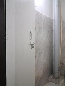 Common Bathroom Image of 400 Sq.ft 1 RK Apartment / Flat for rent in Sector 141 Noida for Rs. 9900