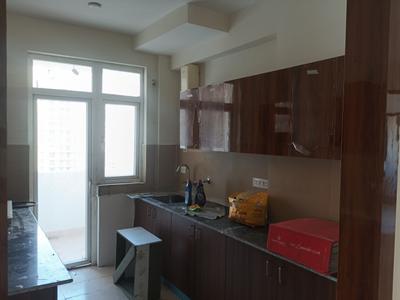 Kitchen Image of 1700 Sq.ft 3 BHK Apartment / Flat for sale in Amrapali Heartbeat City IV, Sector 107 Noida for Rs. 19085000