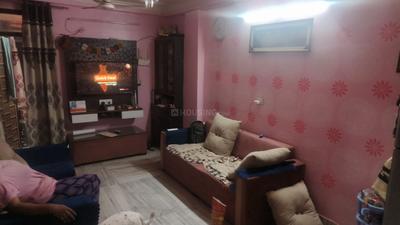 Living Room Image of 1000 Sq.ft 3 BHK Apartment / Flat for rent in Dwarka Mor New Delhi for Rs. 17000