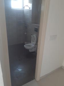 Bathroom Image of 1460 Sq.ft 3 BHK Apartment / Flat for rent in Motiaz Royal Citi, Gazipur Zirakpur for Rs. 18000
