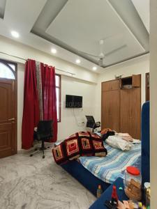 Bedroom Image of 3500 Sq.ft 4.5 BHK Builder Floor for rent in BMB Developers A6, Geetanjali Enclave New Delhi for Rs. 190500