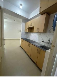 Kitchen Image of 1150 Sq.ft 2.5 BHK Apartment / Flat for rent in Supertech Cape Town, Sector 74 Noida for Rs. 26000