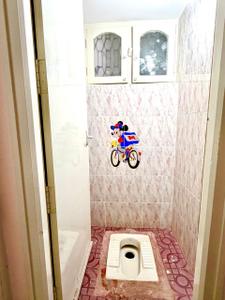 Bathroom Image of 1300 Sq.ft 2 BHK Independent House for rent in Chandra Layout Stage 1 Bengaluru for Rs. 40000