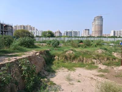 Image of 100 Sq.ft Residential Plot / Land for sale in Centrum Estates 76, Sector 76, Noida for Rs. 15500000