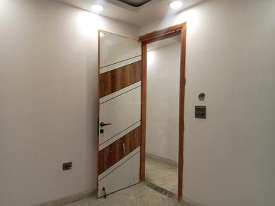 Bedroom Image of 1000 Sq.ft 3 BHK Builder Floor for sale in Govindpuri New Delhi for Rs. 7200000