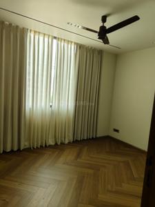 Bedroom Image of 2100 Sq.ft 3.5 BHK Builder Floor for sale in Central Park Flower Valley, Sector 33 Sohna for Rs. 42500000