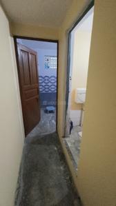 Bathroom Image of 500 Sq.ft 1 BHK Independent House for rent in Alambagh Lucknow for Rs. 6000