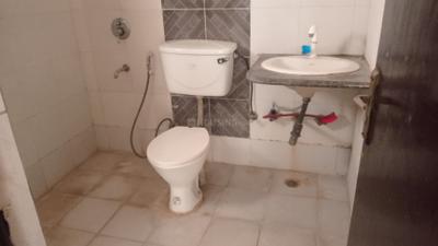 Image of 1000 Sq.ft 2 BHK Apartment / Flat for sale in Supertech Livingston, Crossings Republik, Ghaziabad for Rs. 6900000