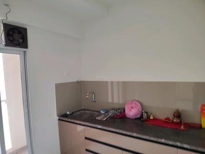 Kitchen Image of 700 Sq.ft 1 BHK Apartment / Flat for rent in Paradigm Pushpanjali Residency Phase III, Thane West Thane for Rs. 18000