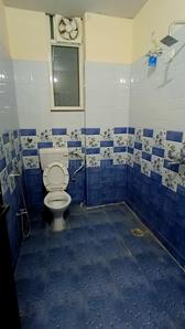 Bathroom Image of 1200 Sq.ft 2 BHK Builder Floor for rent in Vaishali Nagar Jaipur for Rs. 18000